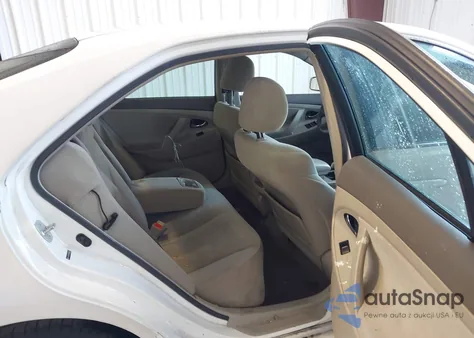 2009 Toyota Camry z USA, uszkodzony, nr VIN 4T1BE46K29U808975